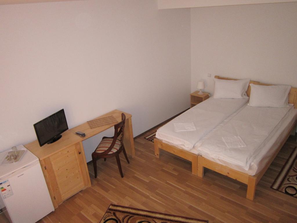 Pensiunea Casa Maria Buşteni Cameră foto